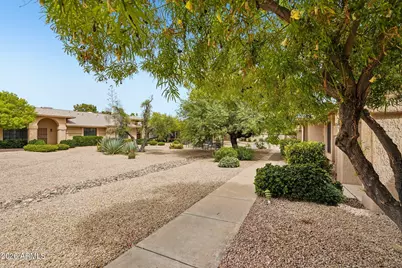 20237 N Broken Arrow Drive, Sun City West, AZ 85375 - Photo 6