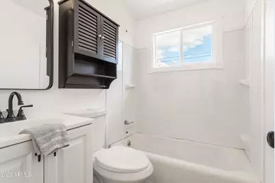111 E Apache Street, Huachuca City, AZ 85616 - Photo 18