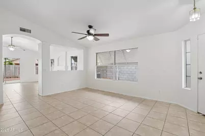 15661 W Hammond Drive, Goodyear, AZ 85338 - Photo 16
