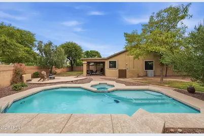 11756 N 146th Avenue, Surprise, AZ 85379 - Photo 2