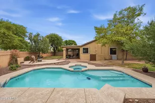 11756 N 146th Ave, Surprise, AZ 85379 - Photo 2