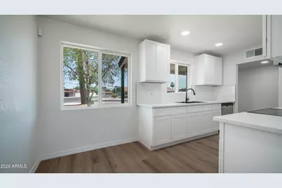 3302 W Turney Avenue, Phoenix, AZ 85017 - Photo 8