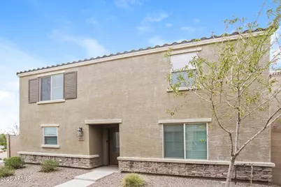 8235 W Odeum Lane, Phoenix, AZ 85043 - Photo 1
