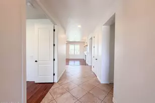 11 W Canyon Way, Chandler, AZ 85248 - Photo 6