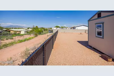 692 W Pony Express Lane, Benson, AZ 85602 - Photo 22