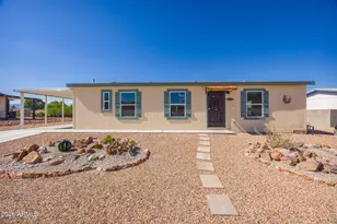 692 W Pony Express Ln, Benson, AZ 85602 - Photo 2