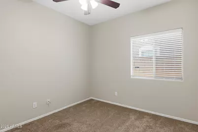 340 E Christopher Street, San Tan Valley, AZ 85140 - Photo 34