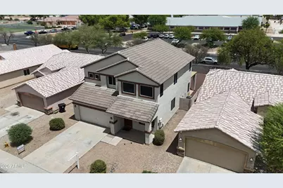 2021 N 103rd Drive, Avondale, AZ 85392 - Photo 2