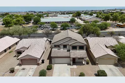 2021 N 103rd Drive, Avondale, AZ 85392 - Photo 4
