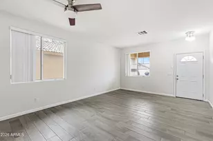 2021 N 103rd Dr, Avondale, AZ 85392 - Photo 6