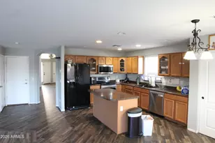38103 N Bonnie Ln, San Tan Valley, AZ 85140 - Photo 10