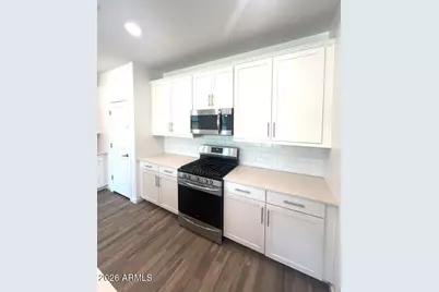 9217 W Willow Bend Lane, Phoenix, AZ 85037 - Photo 8