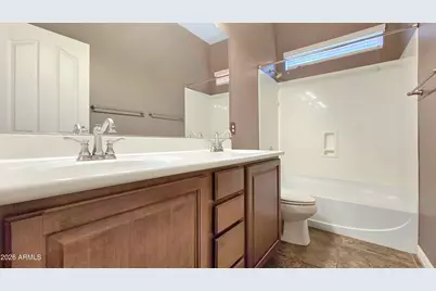 13637 S 175th Drive, Goodyear, AZ 85338 - Photo 22