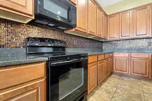13637 S 175th Dr, Goodyear, AZ 85338 - Photo 14