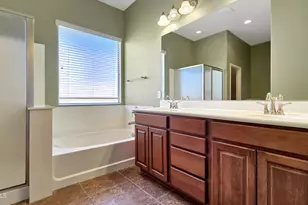 13637 S 175th Dr, Goodyear, AZ 85338 - Photo 26