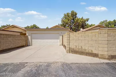 879 E Hearne Way, Gilbert, AZ 85234 - Photo 30