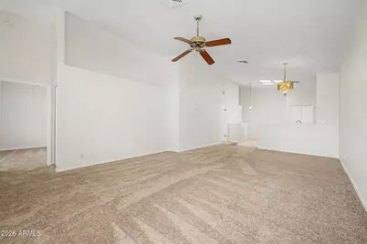 879 E Hearne Way, Gilbert, AZ 85234 - Photo 4