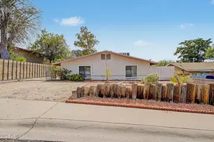 354 N Jackson St, Wickenburg, AZ 85390 - Photo 1