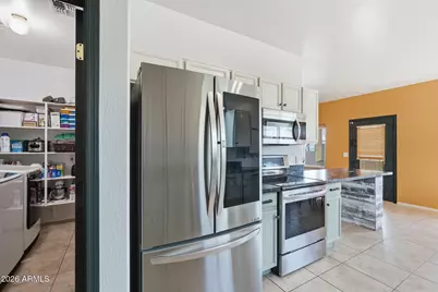 236 N Thunderbird Drive, Apache Junction, AZ 85120 - Photo 12