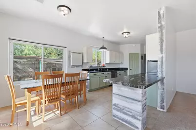 236 N Thunderbird Drive, Apache Junction, AZ 85120 - Photo 8