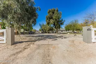 7040 N 177th Ave, Waddell, AZ 85355 - Photo 1