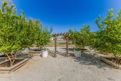 7040 N 177th Avenue, Waddell, AZ 85355 - Photo 10