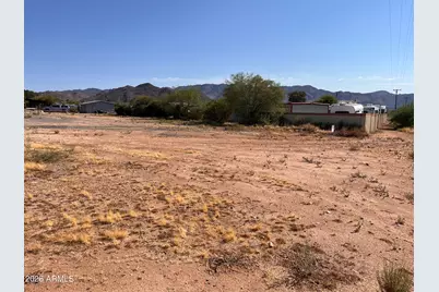 26725 S Grandview Drive E #B, Congress, AZ 85332 - Photo 2