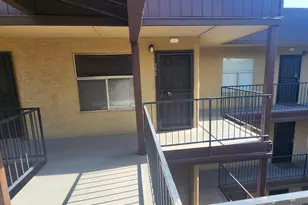461 W Holmes Ave, Mesa, AZ 85210 - Photo 20