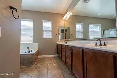 2948 E Maplewood Street, Gilbert, AZ 85297 - Photo 6