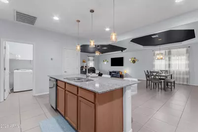 7913 S 41st Drive, Laveen, AZ 85339 - Photo 8