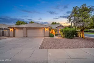 724 N Ash Dr, Chandler, AZ 85224 - Photo 6