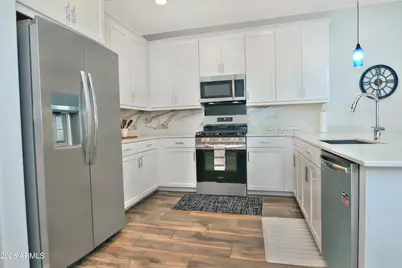 29314 N 31st Lane, Phoenix, AZ 85083 - Photo 10