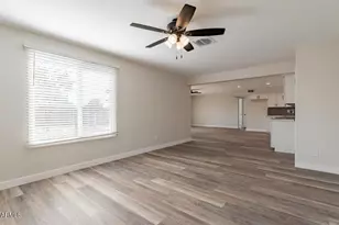 8304 N 55th Ave, Glendale, AZ 85302 - Photo 12