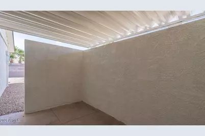 8304 N 55th Avenue, Glendale, AZ 85302 - Photo 16