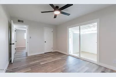 8304 N 55th Avenue, Glendale, AZ 85302 - Photo 8
