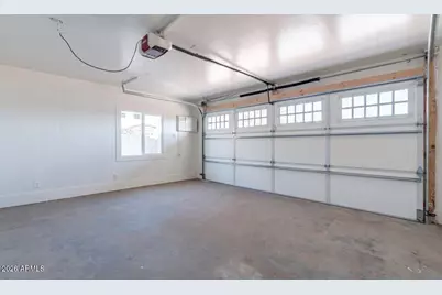 8304 N 55th Avenue, Glendale, AZ 85302 - Photo 18