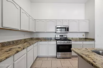 8771 W Gardenia Avenue, Glendale, AZ 85305 - Photo 32
