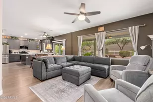 20680 N Shadow Mountain Dr, Surprise, AZ 85374 - Photo 10