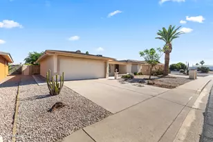 4256 E Dolphin Ave, Mesa, AZ 85206 - Photo 2