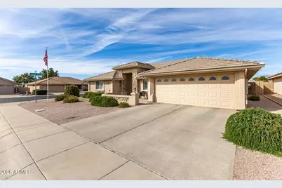 11516 E Madero Avenue, Mesa, AZ 85209 - Photo 6