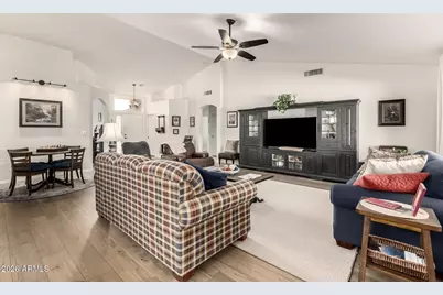 11516 E Madero Avenue, Mesa, AZ 85209 - Photo 10