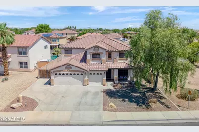 15546 W Gelding Drive, Surprise, AZ 85379 - Photo 2