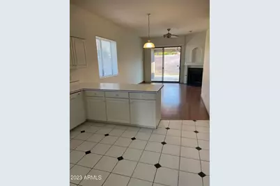 4722 E Chisum Trail, Phoenix, AZ 85050 - Photo 4