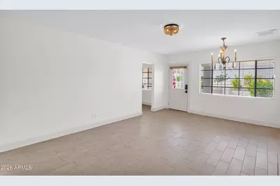 5513 E Earll Drive, Phoenix, AZ 85018 - Photo 8
