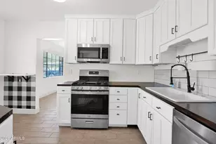 5513 E Earll Dr, Phoenix, AZ 85018 - Photo 12