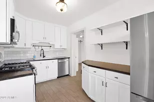 5513 E Earll Dr, Phoenix, AZ 85018 - Photo 10