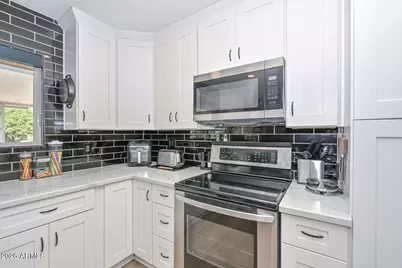 19022 N 99 Drive, Sun City, AZ 85373 - Photo 12
