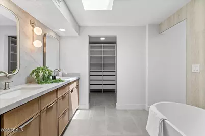 3926 E Laurel Lane, Phoenix, AZ 85028 - Photo 20