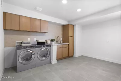 3926 E Laurel Lane, Phoenix, AZ 85028 - Photo 14