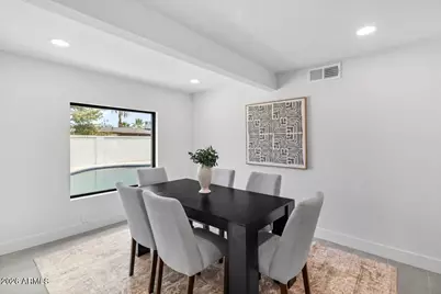 3926 E Laurel Lane, Phoenix, AZ 85028 - Photo 12